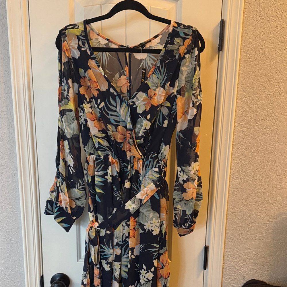 Elegant Floral Long Sleeve Dress